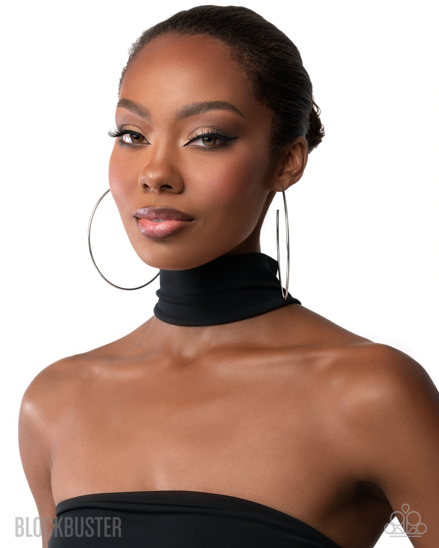 Paparazzi Accessories: Colossal Couture - Silver Earrings