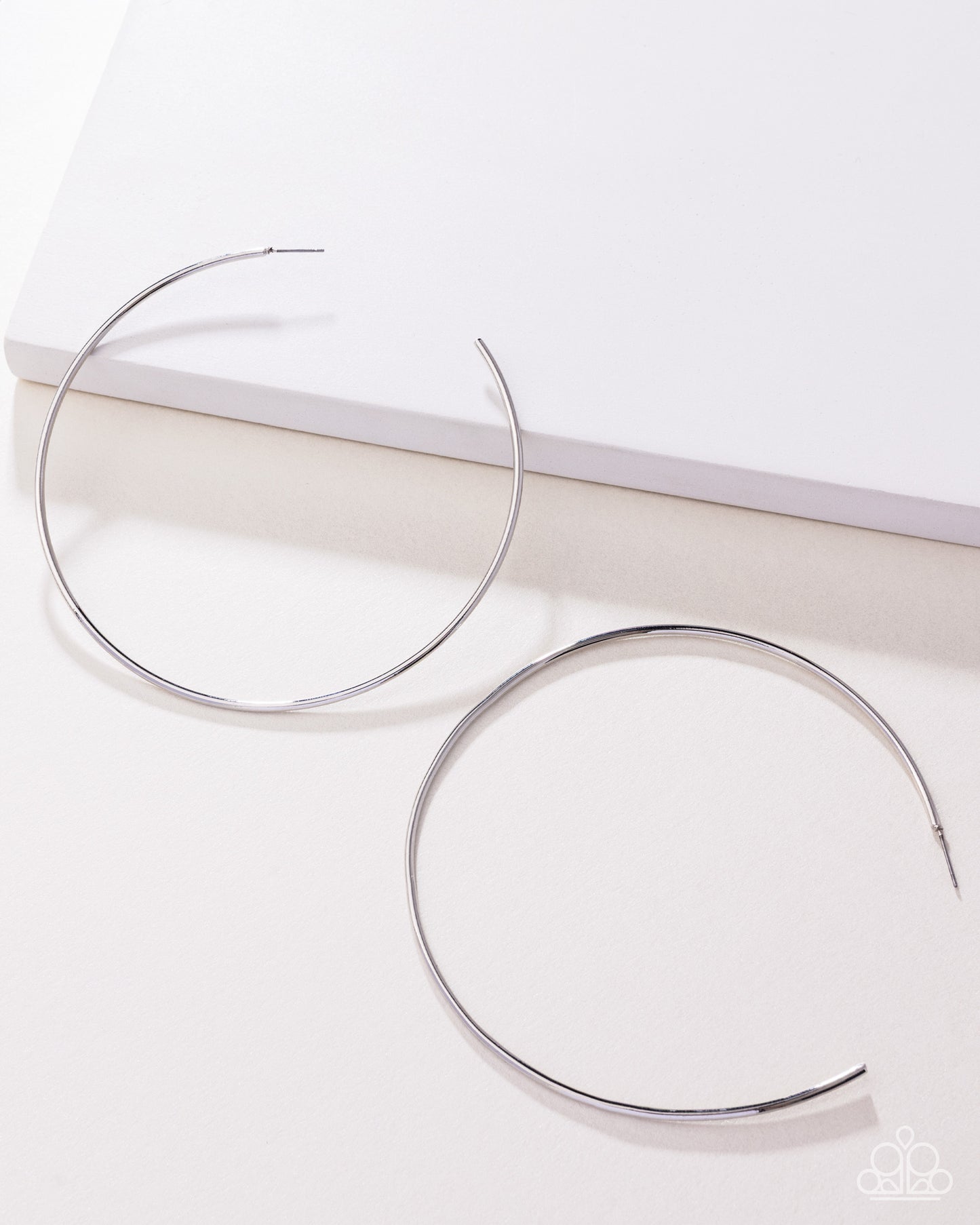 Paparazzi Accessories: Colossal Couture - Silver Earrings