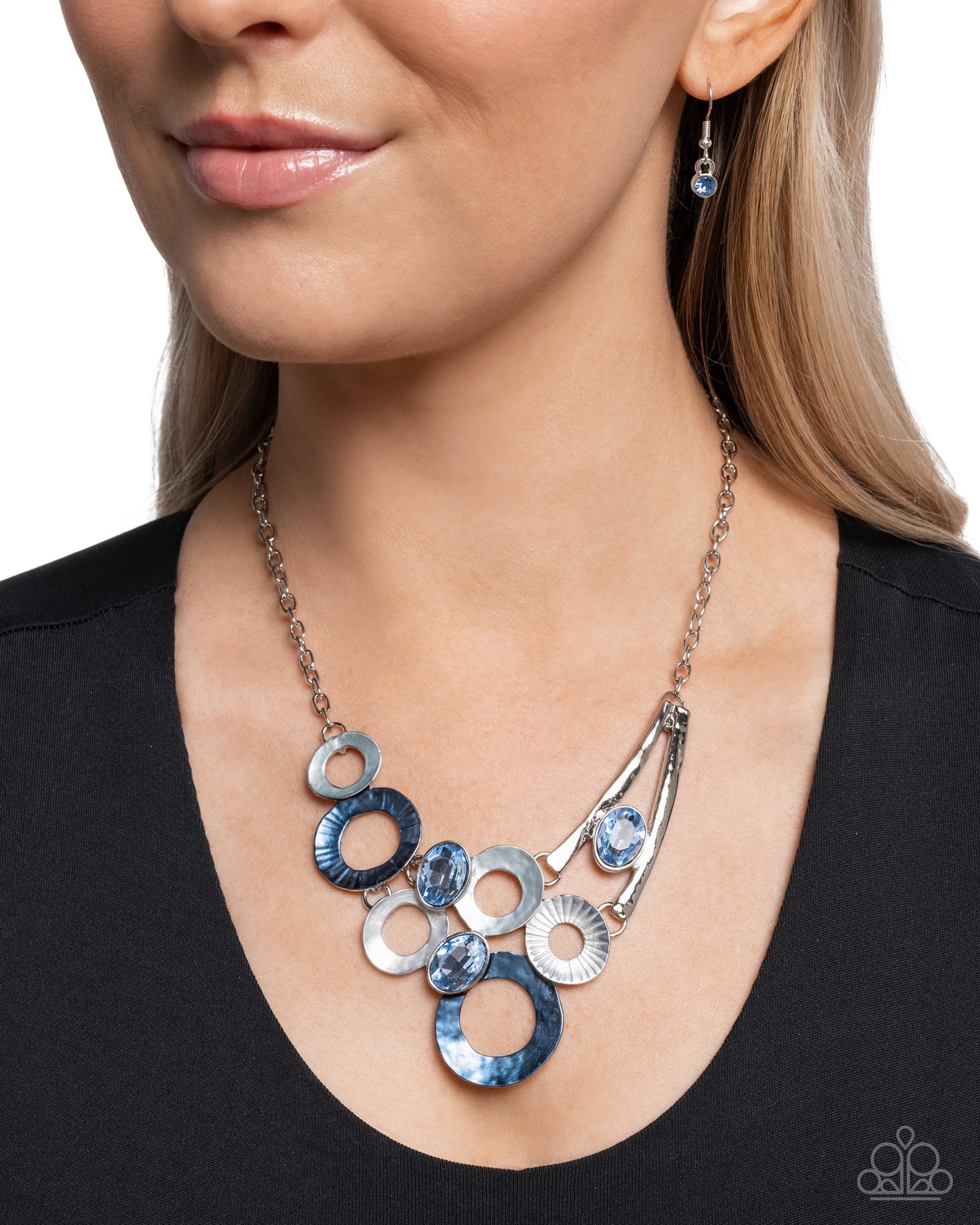 Paparazzi Accessories: Compelling Circles - Blue Necklace