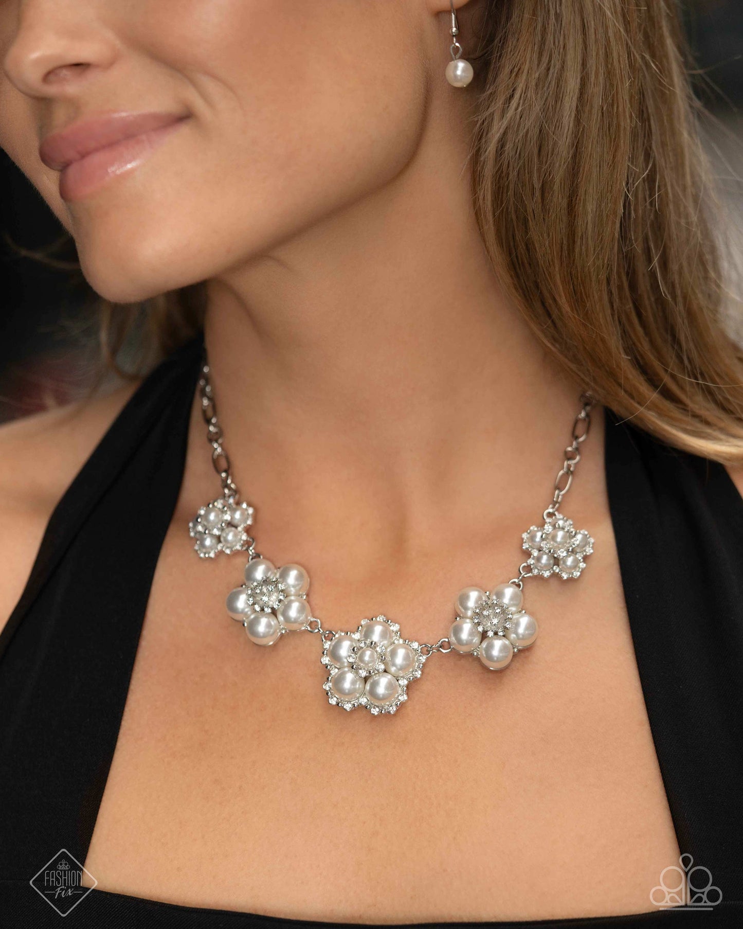 Paparazzi Accessories: Fiercely 5th Avenue - Complete Trend Blend April Fashion Fix 25