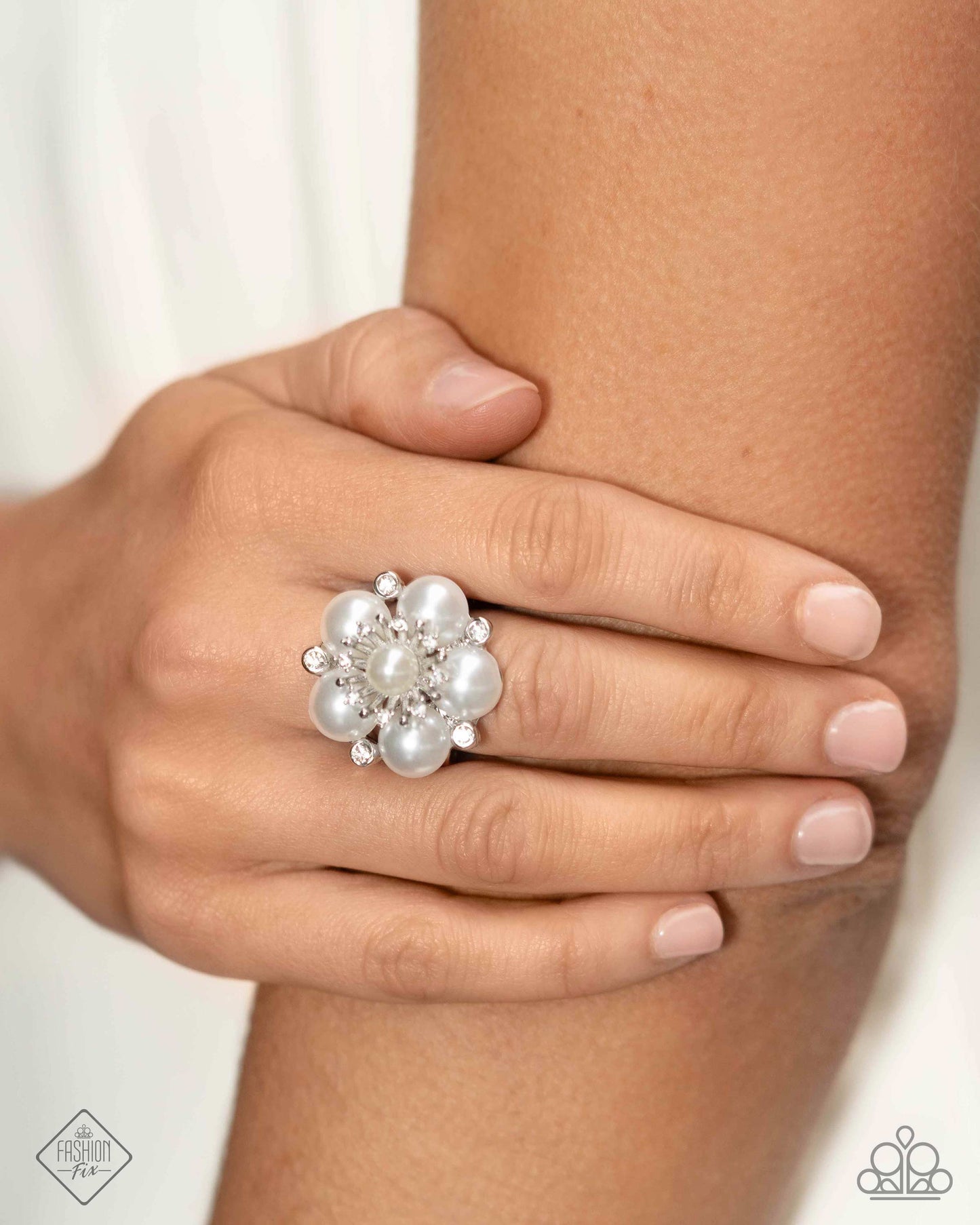 Paparazzi Accessories: Fiercely 5th Avenue - Complete Trend Blend April Fashion Fix 25