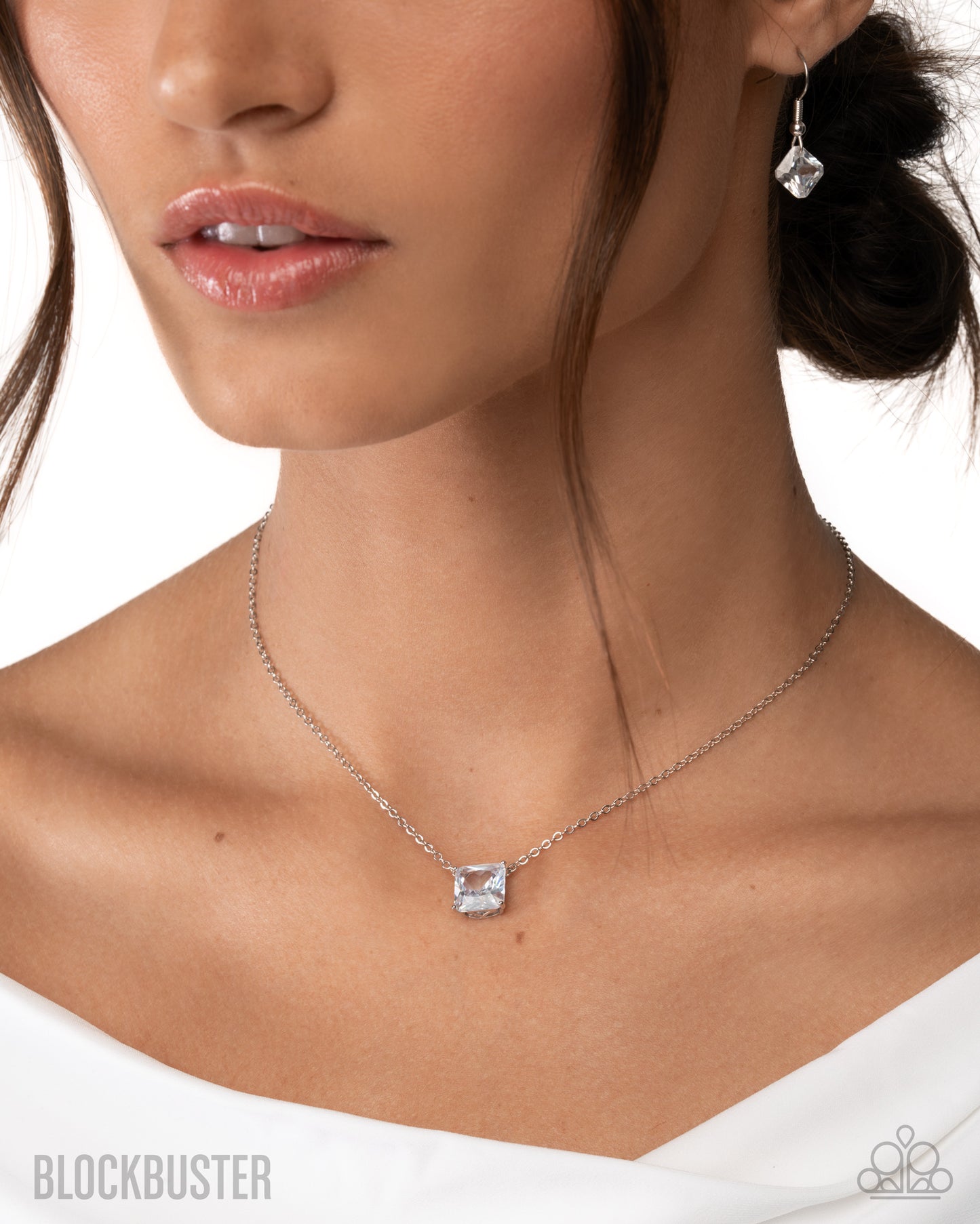 Paparazzi Accessories: Enjoy the GLOW - White Necklace