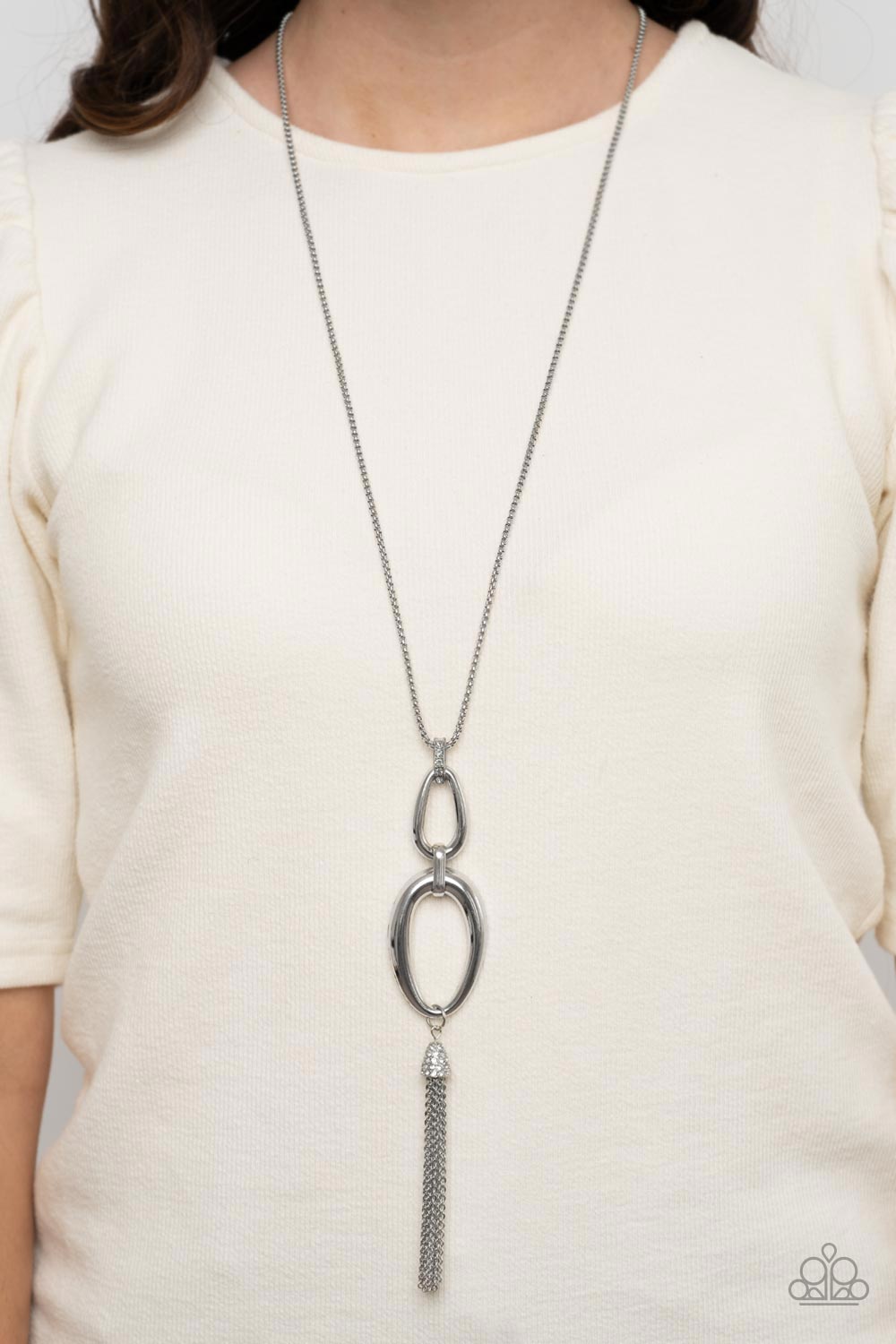 Paparazzi Accessories: Elegantly Entrancing - White Necklace