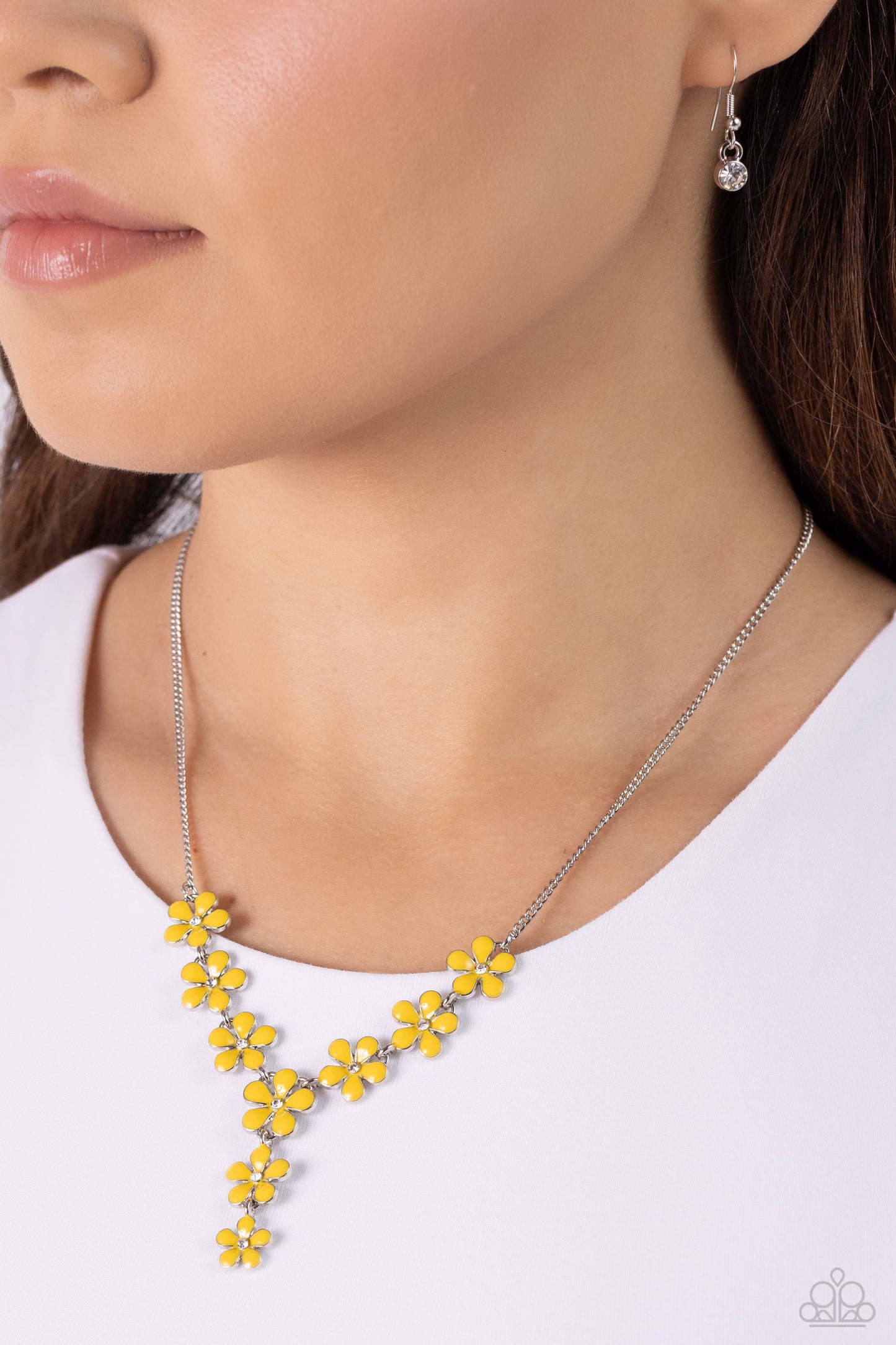 Paparazzi Accessories: Flowering Feature - Yellow Necklace