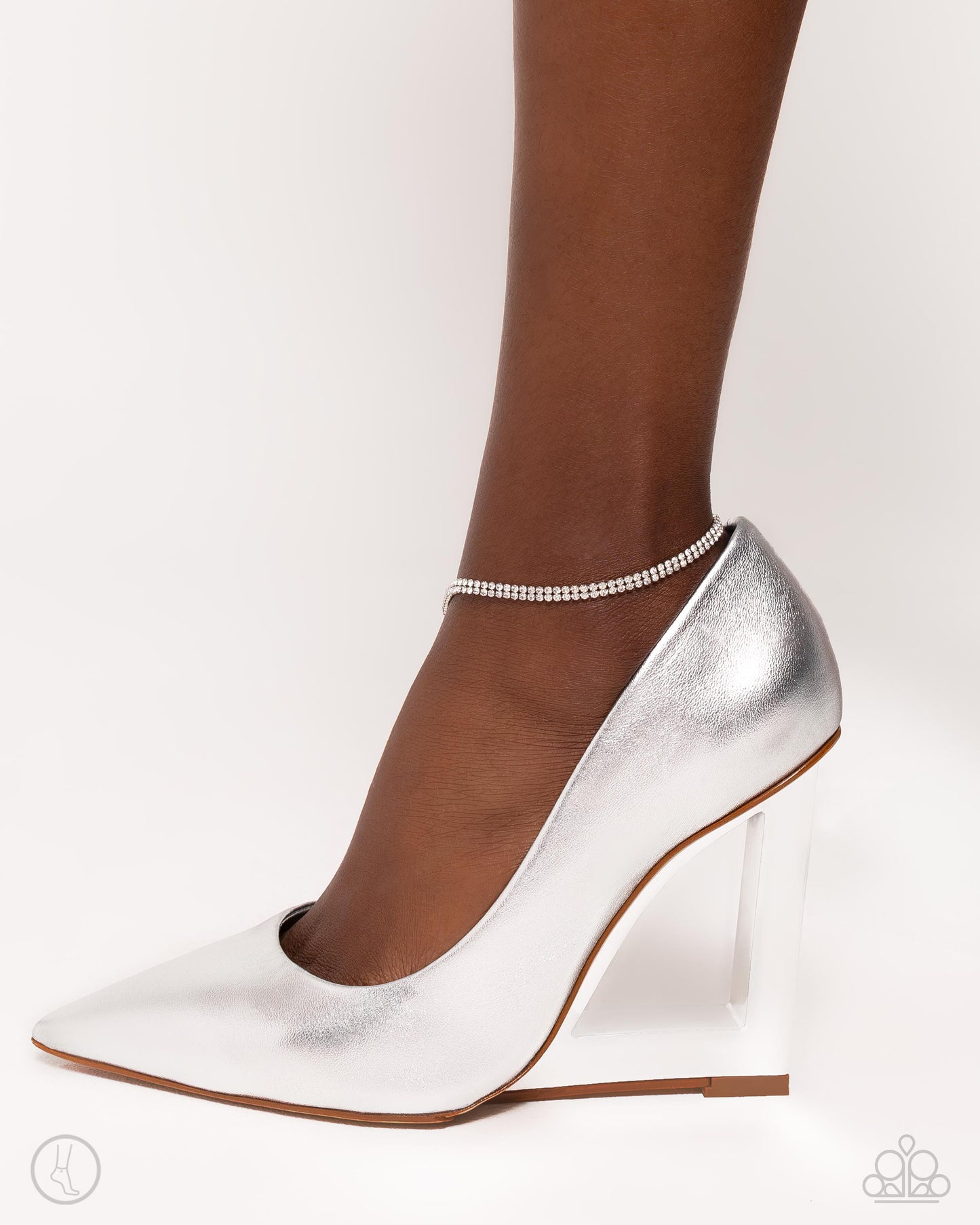 Paparazzi Accessories: Adorable Anklet - White Anklet