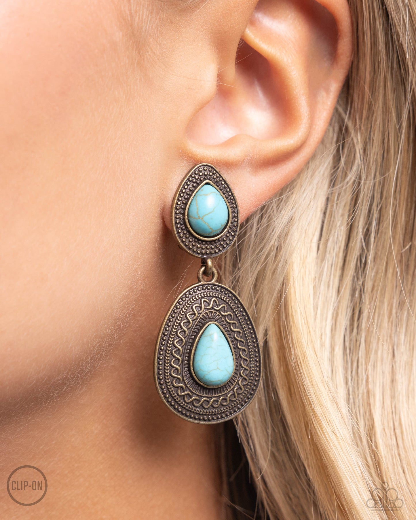 Paparazzi Accessories: Country Soul - Brass Earrings