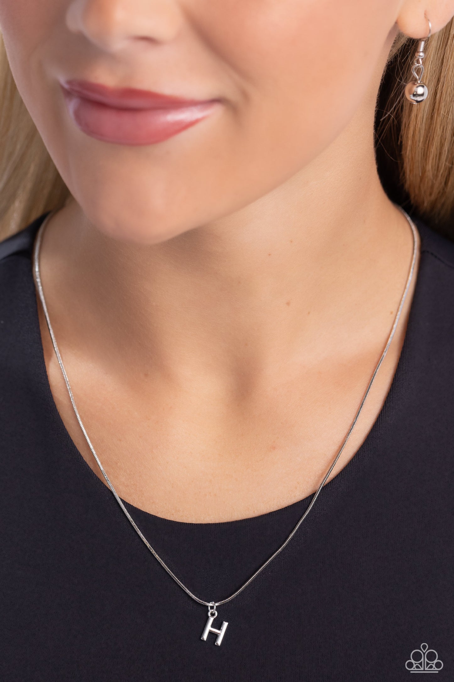 Paparazzi Accessories: Seize the Initial - Silver - H Necklace