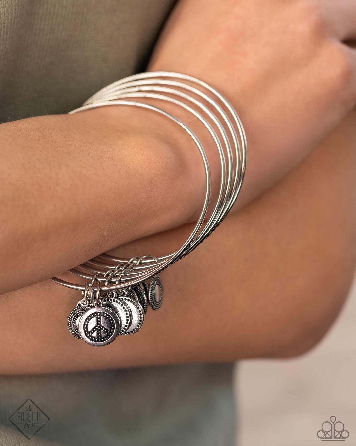 Paparazzi Accessories: My Interest is Piqued - Silver Bracelet