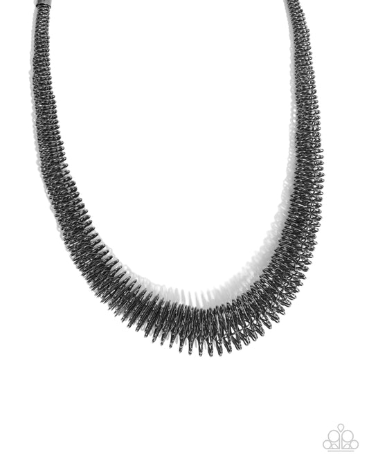 Paparazzi Accessories: Trenchant Tribute - Black Necklace