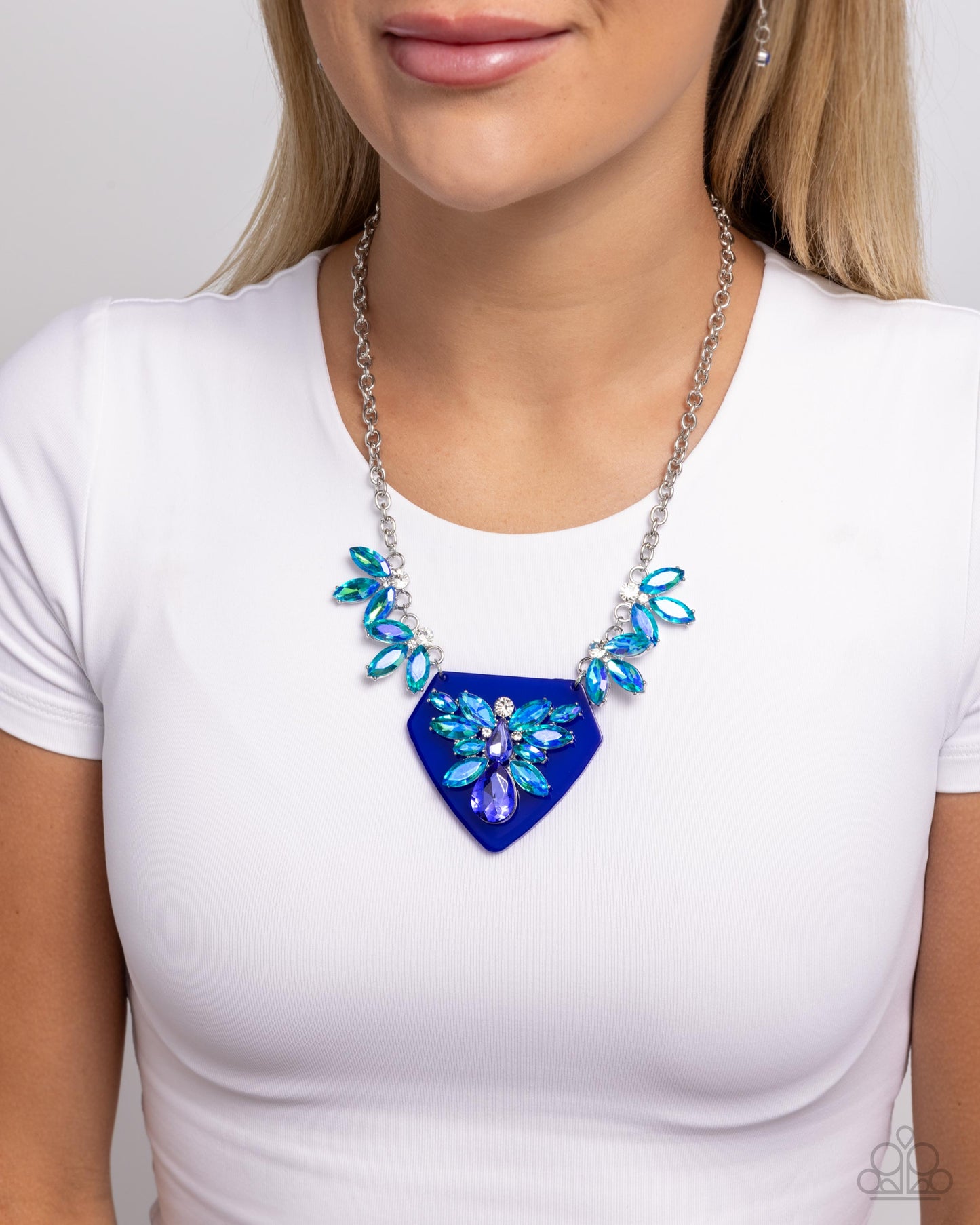 Paparazzi Accessories: Scintillating Shield - Blue Necklace