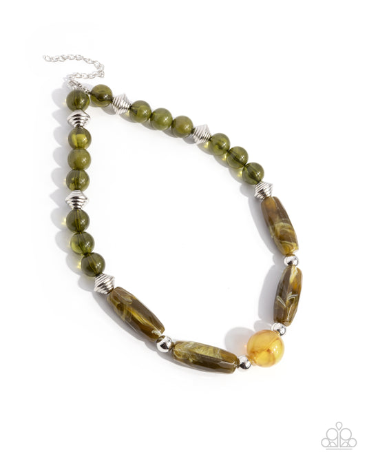 Paparazzi Accessories: Sneaky Swirls - Green Necklace