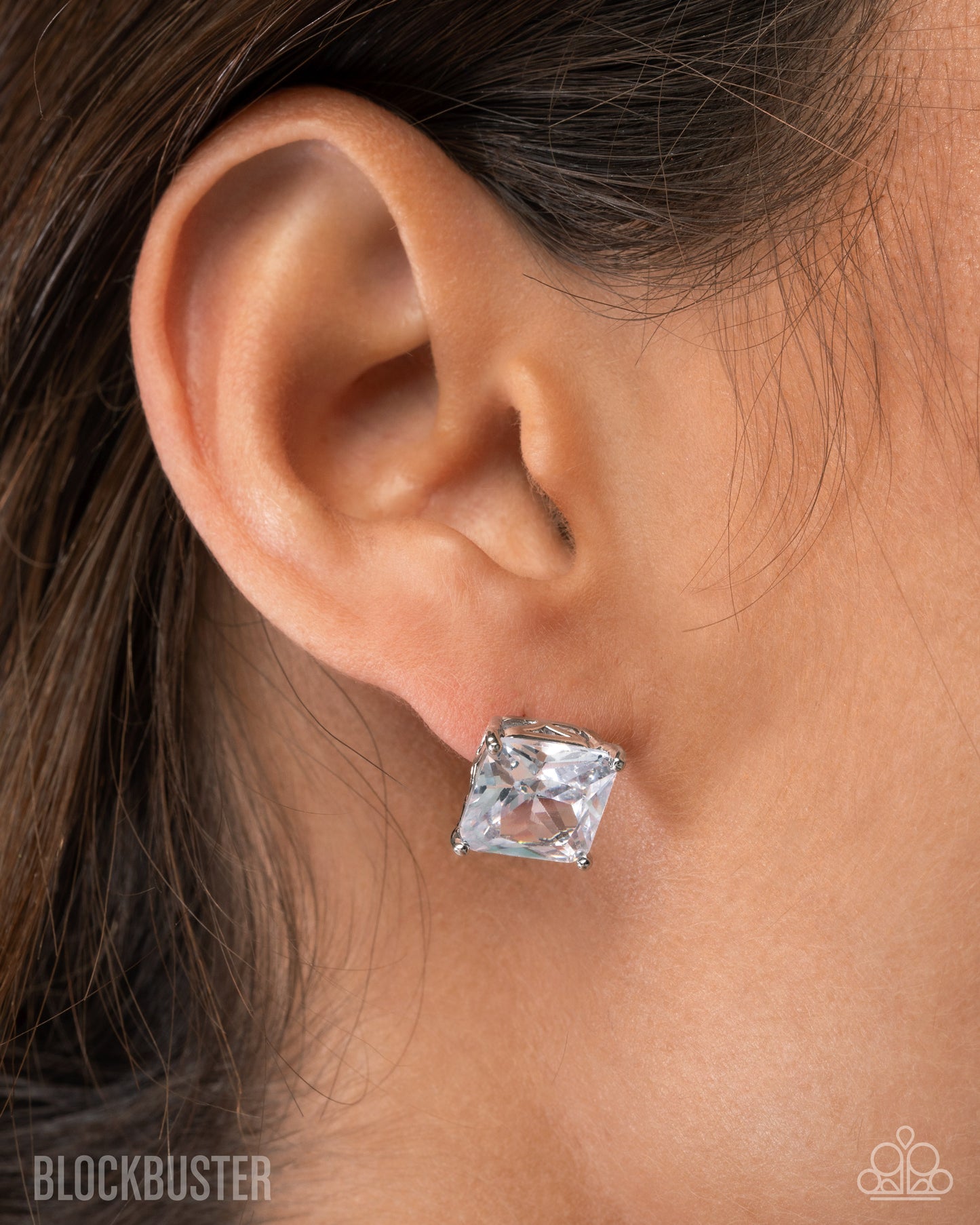 Paparazzi Accessories: GLOW Time - White Earrings