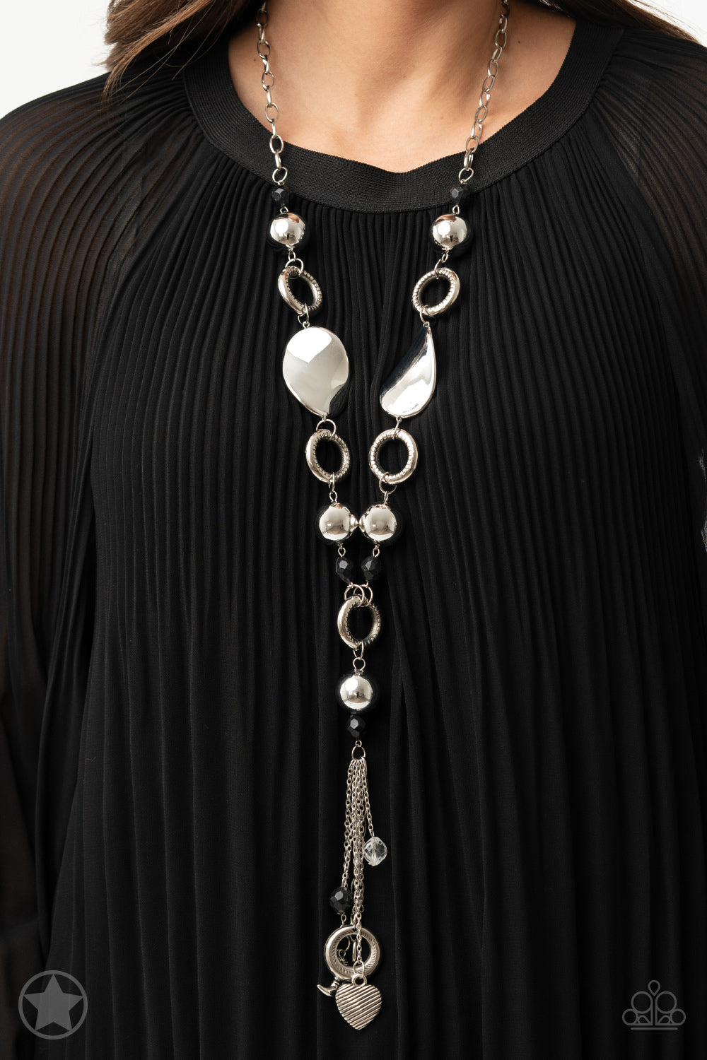 Paparazzi Accessories: Total Eclipse Of the Heart Necklace