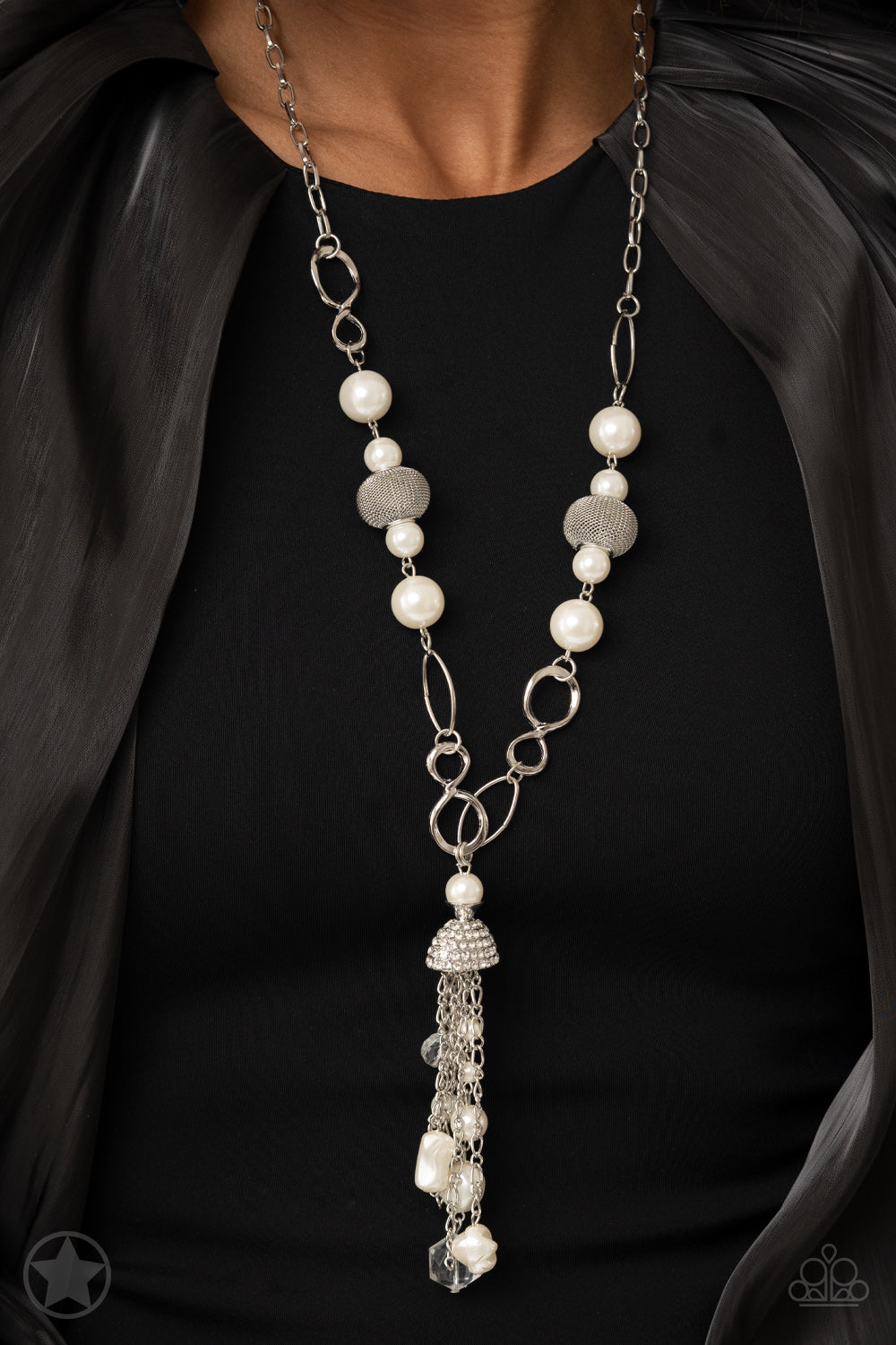 Paparazzi Accessories: Designated Diva - White Necklace