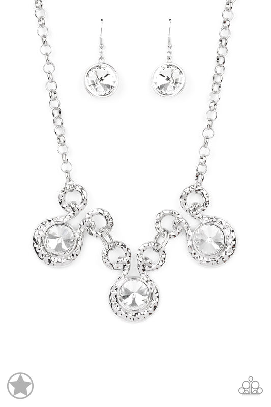 Paparazzi Accessories: Hypnotized - Silver Necklace