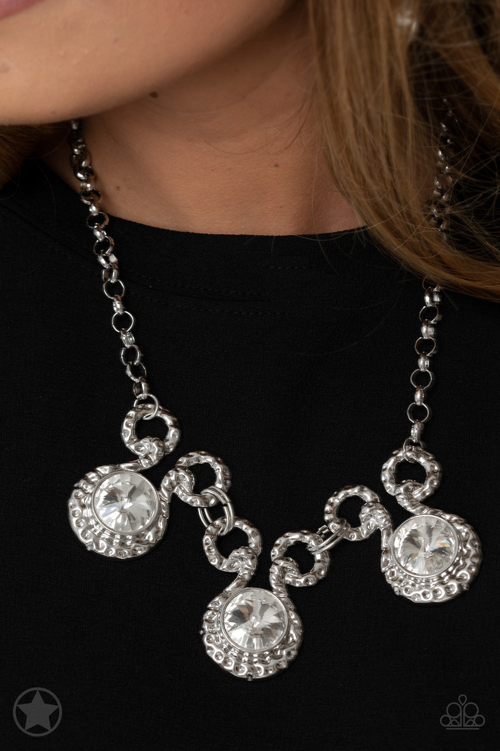 Paparazzi Accessories: Hypnotized - Silver Necklace