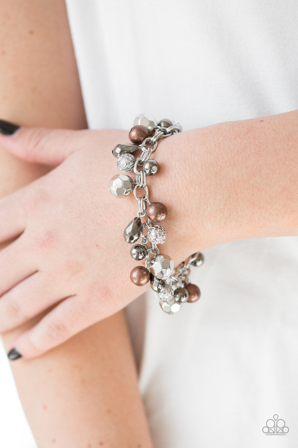 Paparazzi Accessories: Invest In This - Silver Bracelet