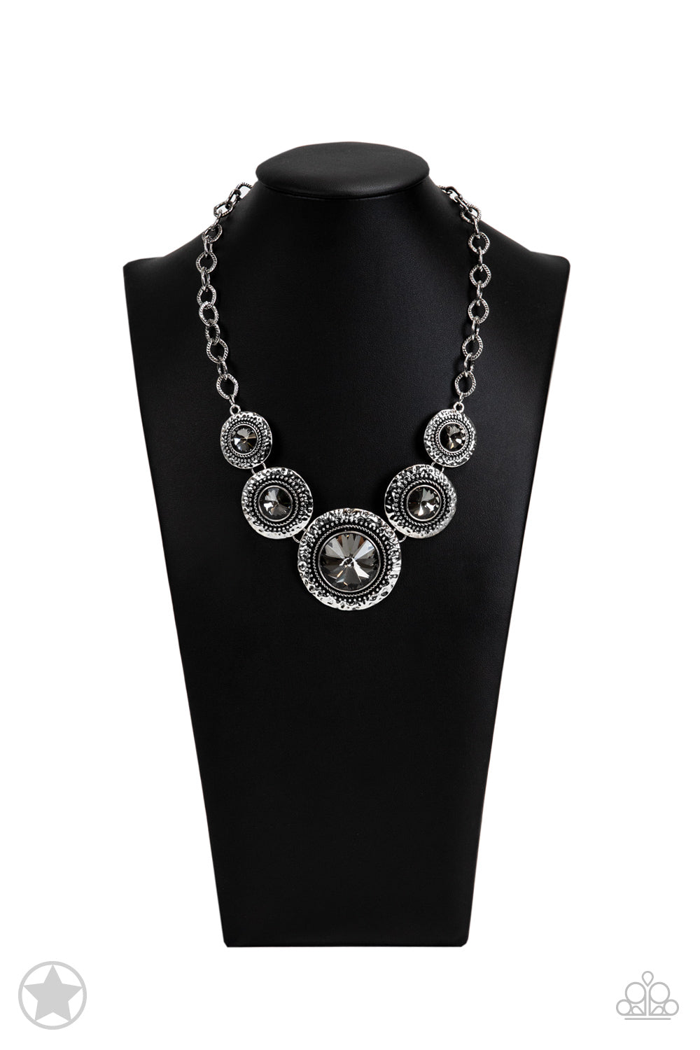 Paparazzi Accessories: Global Glamour Necklace