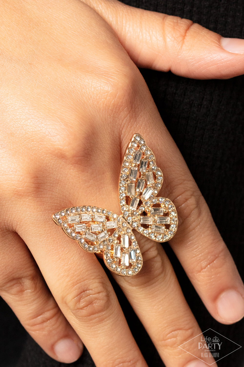 Paparazzi Accessories: Flauntable Flutter - Gold Ring