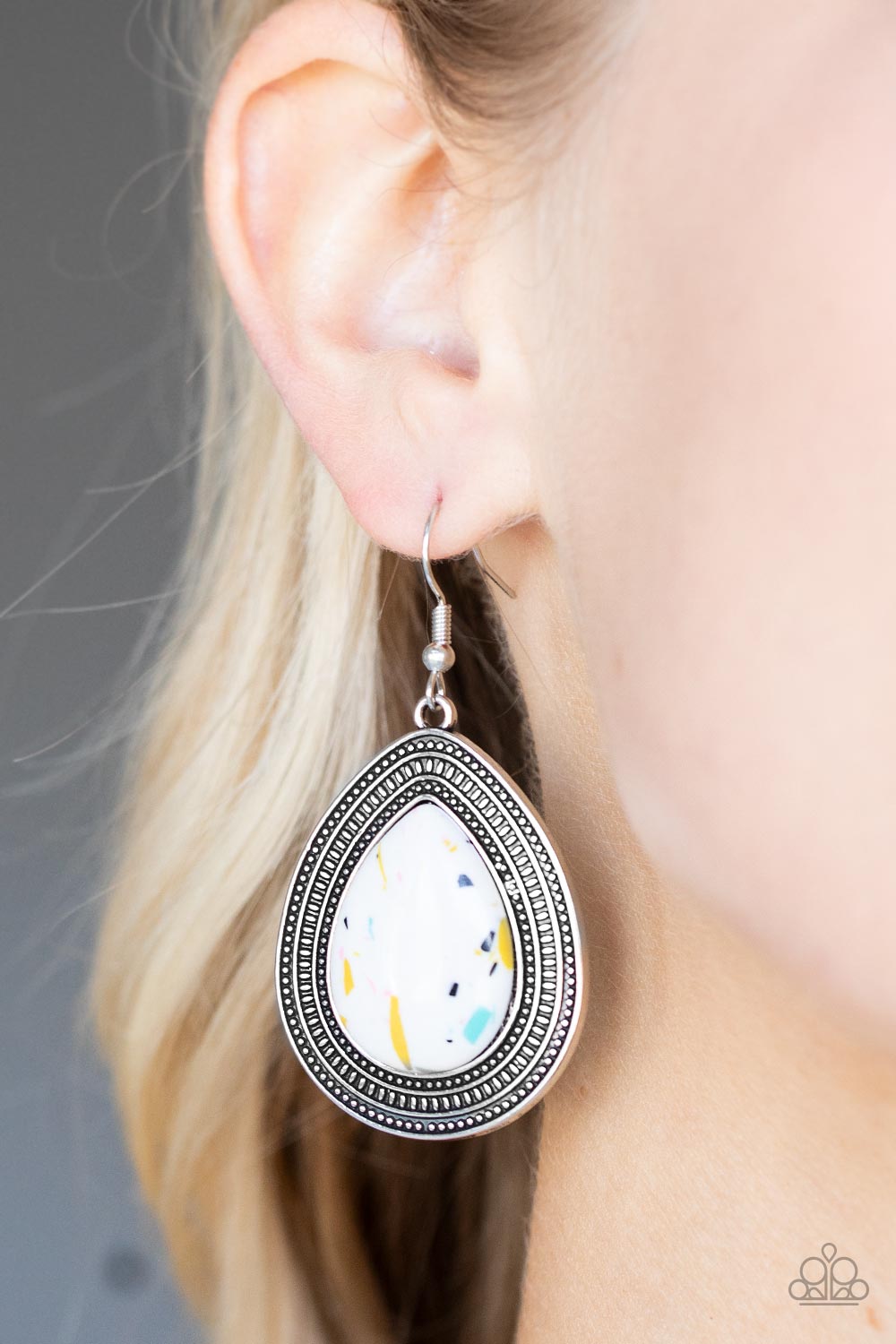 Paparazzi Accessories: Terrazzo Tundra - Multi Earrings