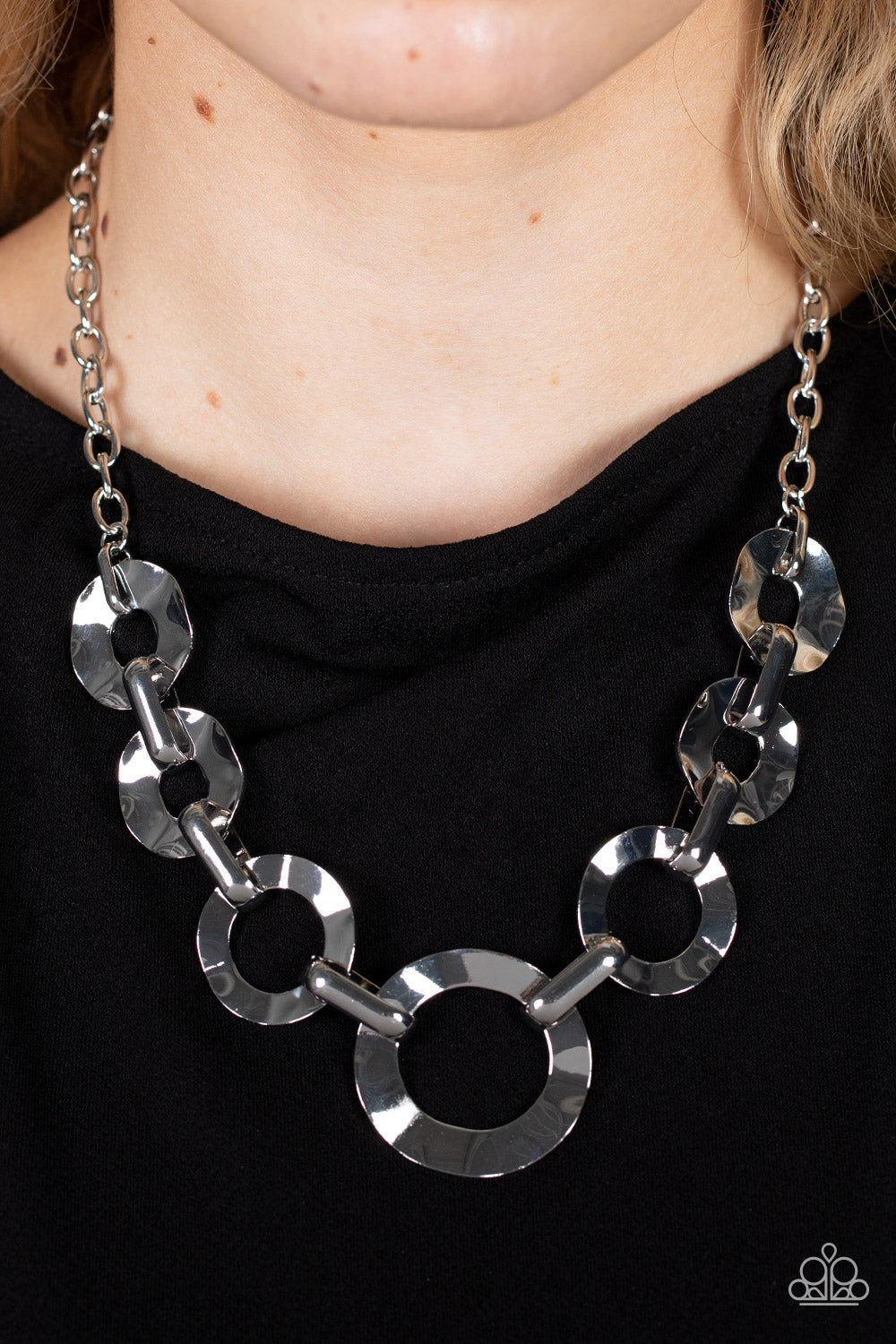 Paparazzi Accessories: Mechanical Masterpiece - Silver Necklace