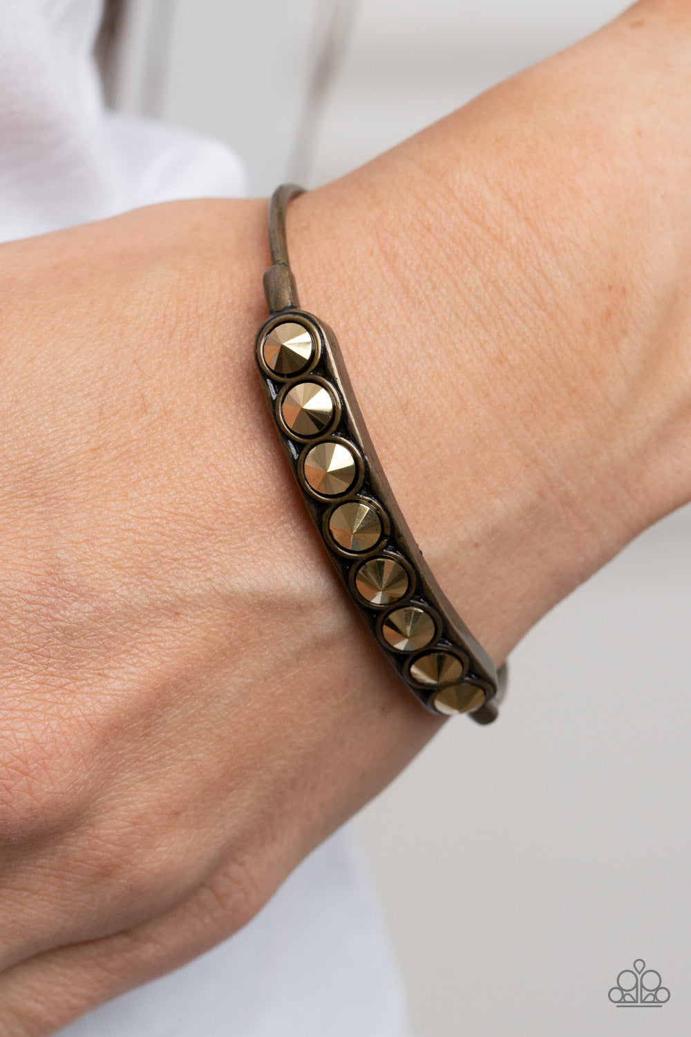 Paparazzi Accessories: Vertigo Views - Brass Bracelet