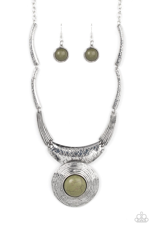 Paparazzi Accessories: EMPRESS-ive Resume - Green Necklace