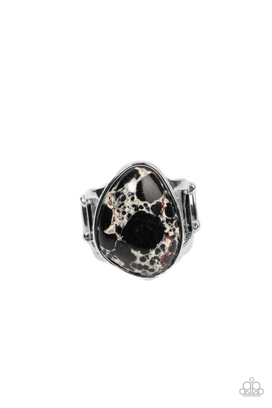 Paparazzi Accessories: Earth Hearth - Black Ring