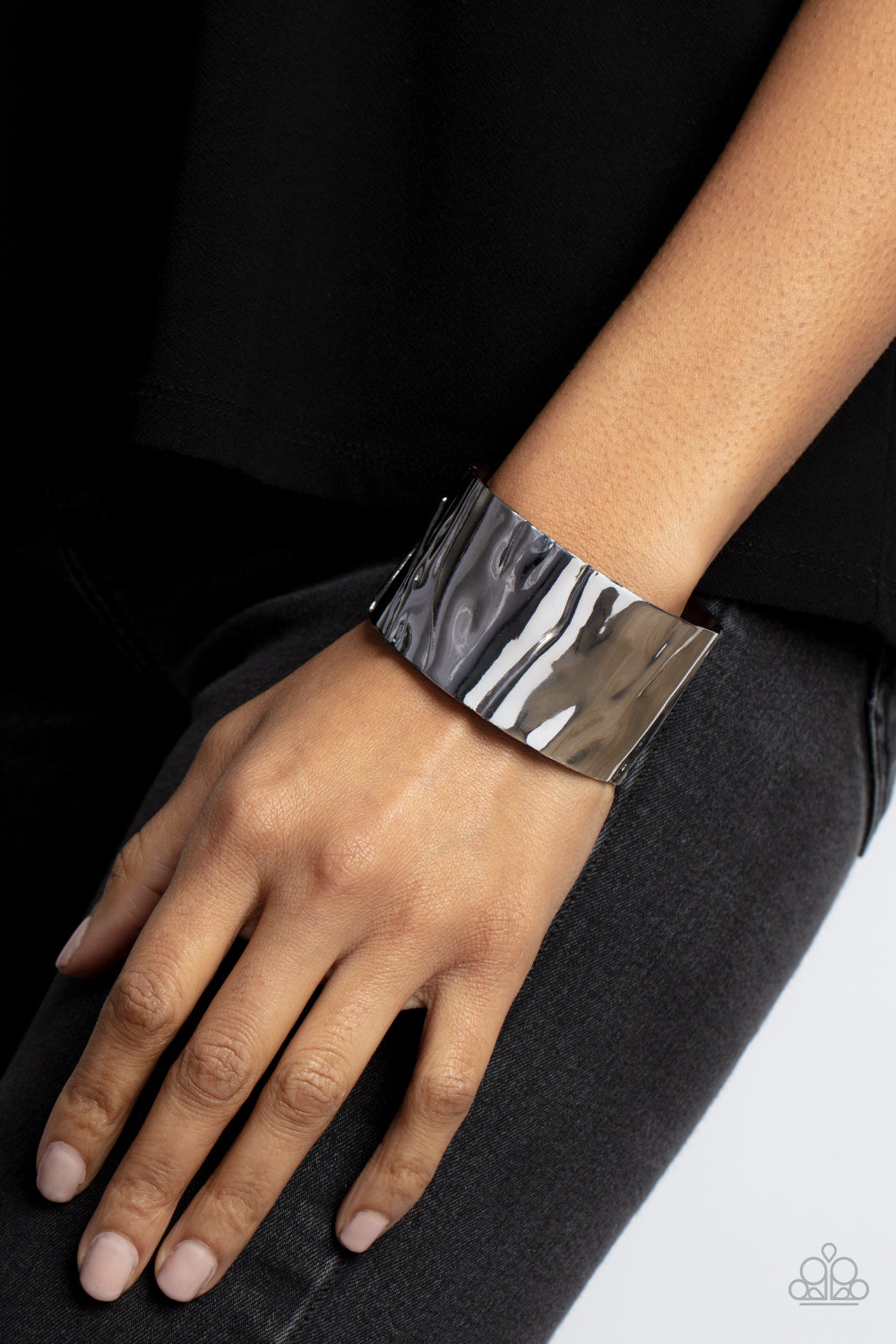 Paparazzi Accessories: Modern Metallurgy - Black Bracelet