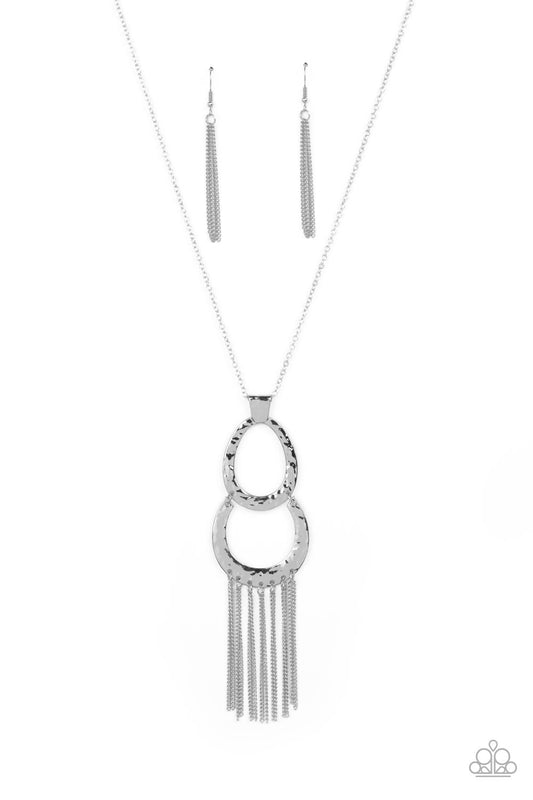 Paparazzi Accessories: Reeling in Relics - Silver Necklace