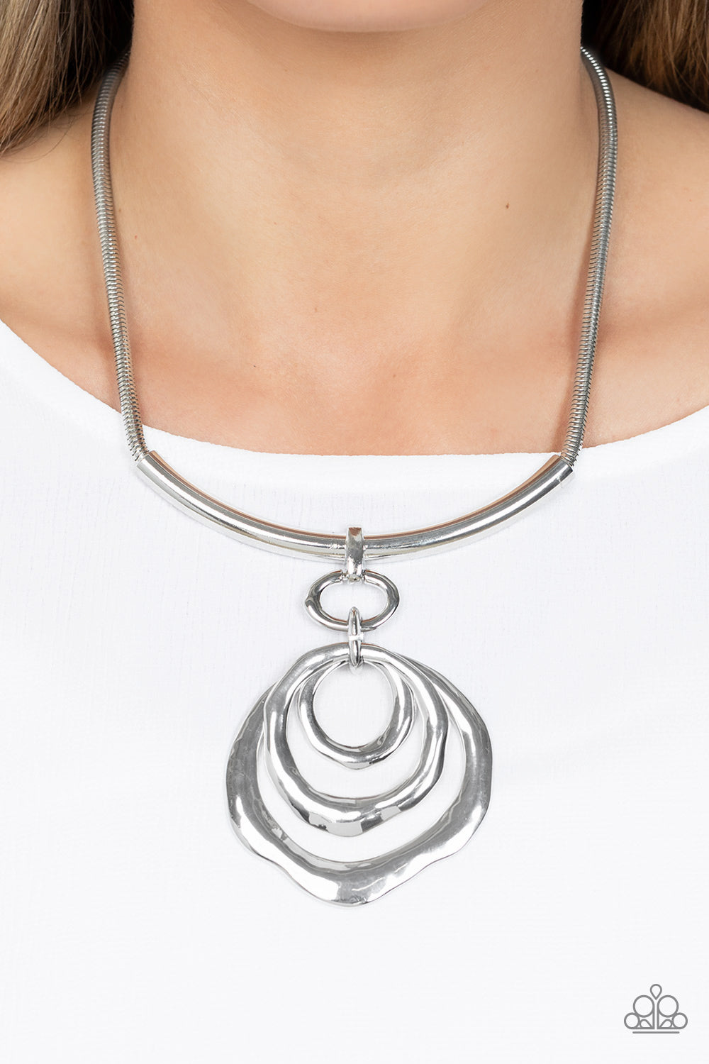 Paparazzi Accessories: Forged in Fabulous - Silver Necklace