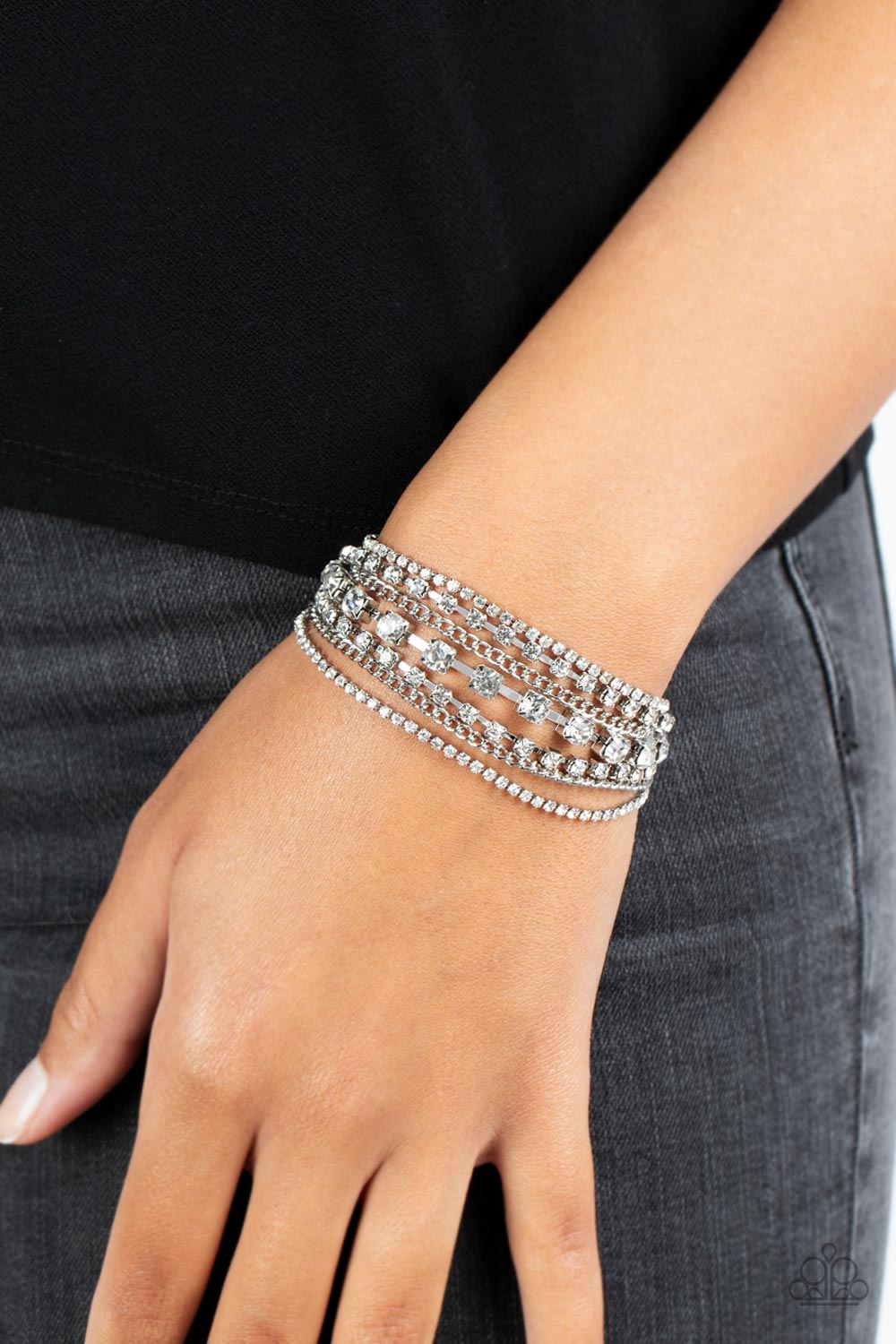 Paparazzi Accessories: Interstellar Interlude - White Bracelet