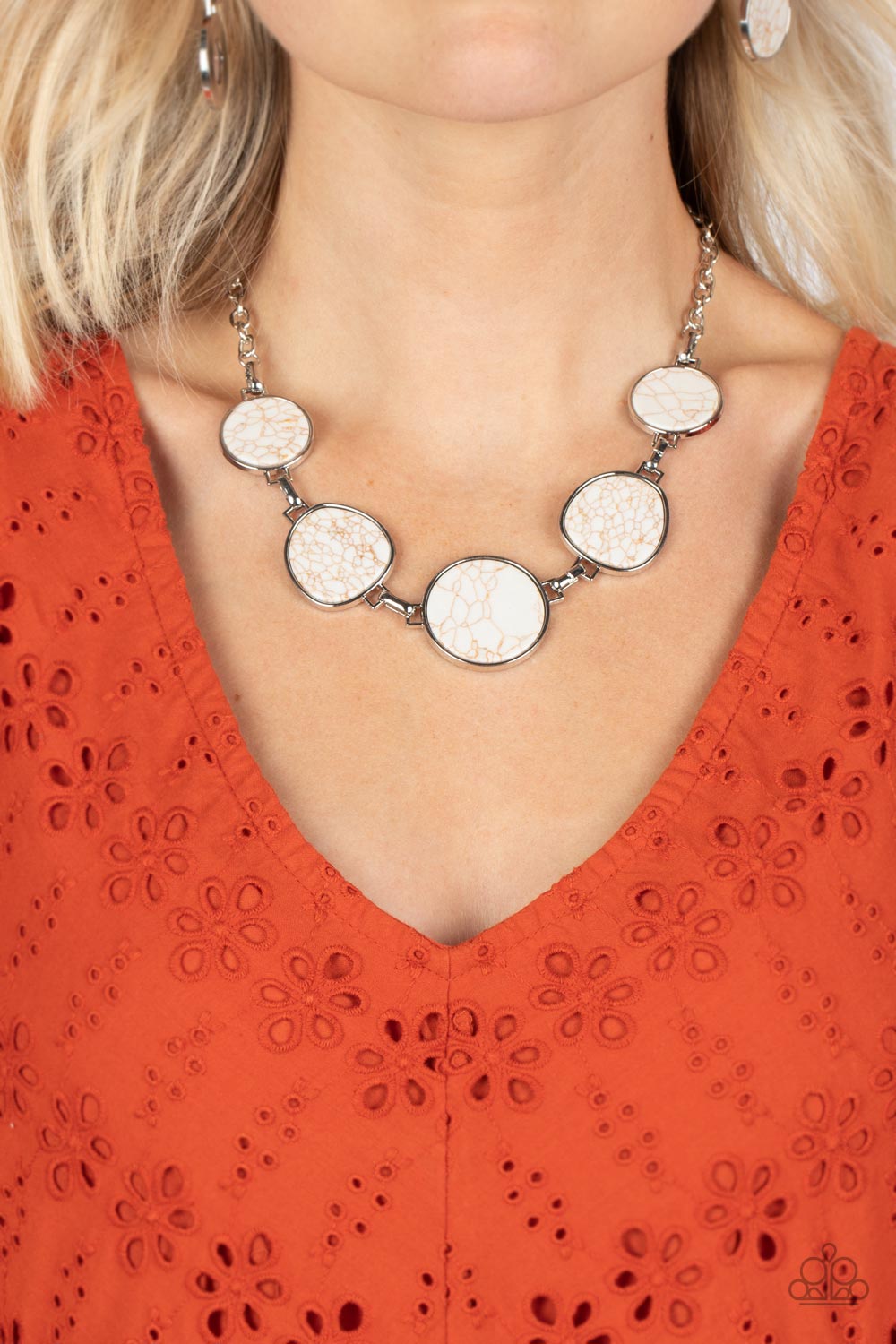 Paparazzi Accessories: Santa Fe Flats - White Necklace