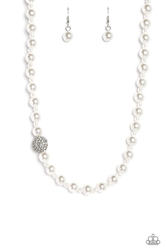 Paparazzi Accessories: Countess Chic - White Necklace