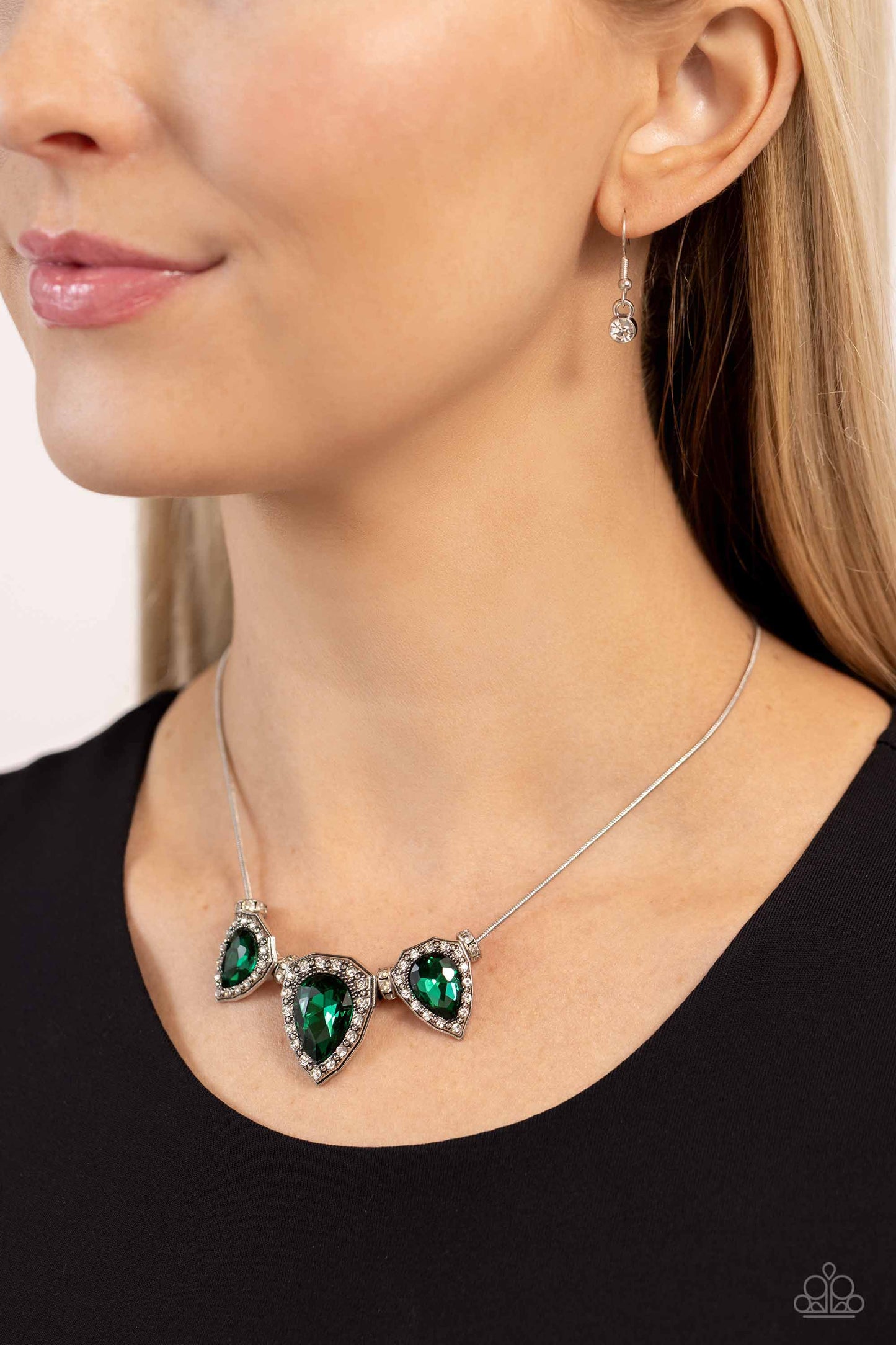 Paparazzi Accessories: Majestic Met Ball - Green Necklace