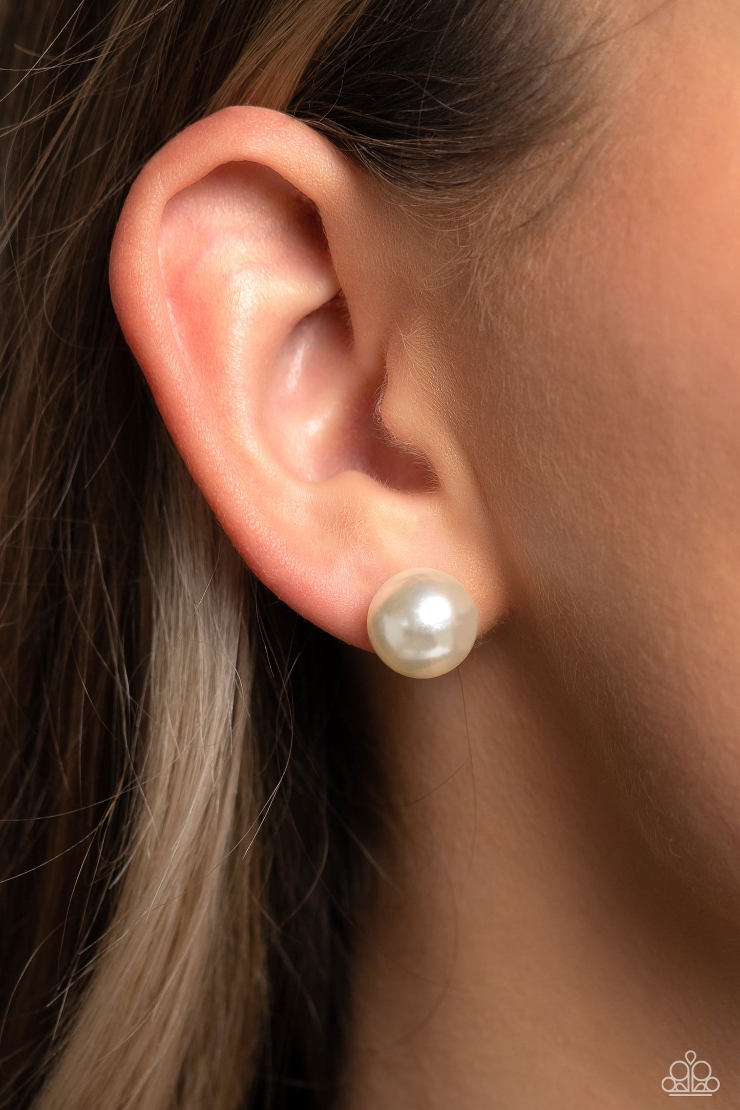 Paparazzi Accessories: Debutante Details - White Earrings