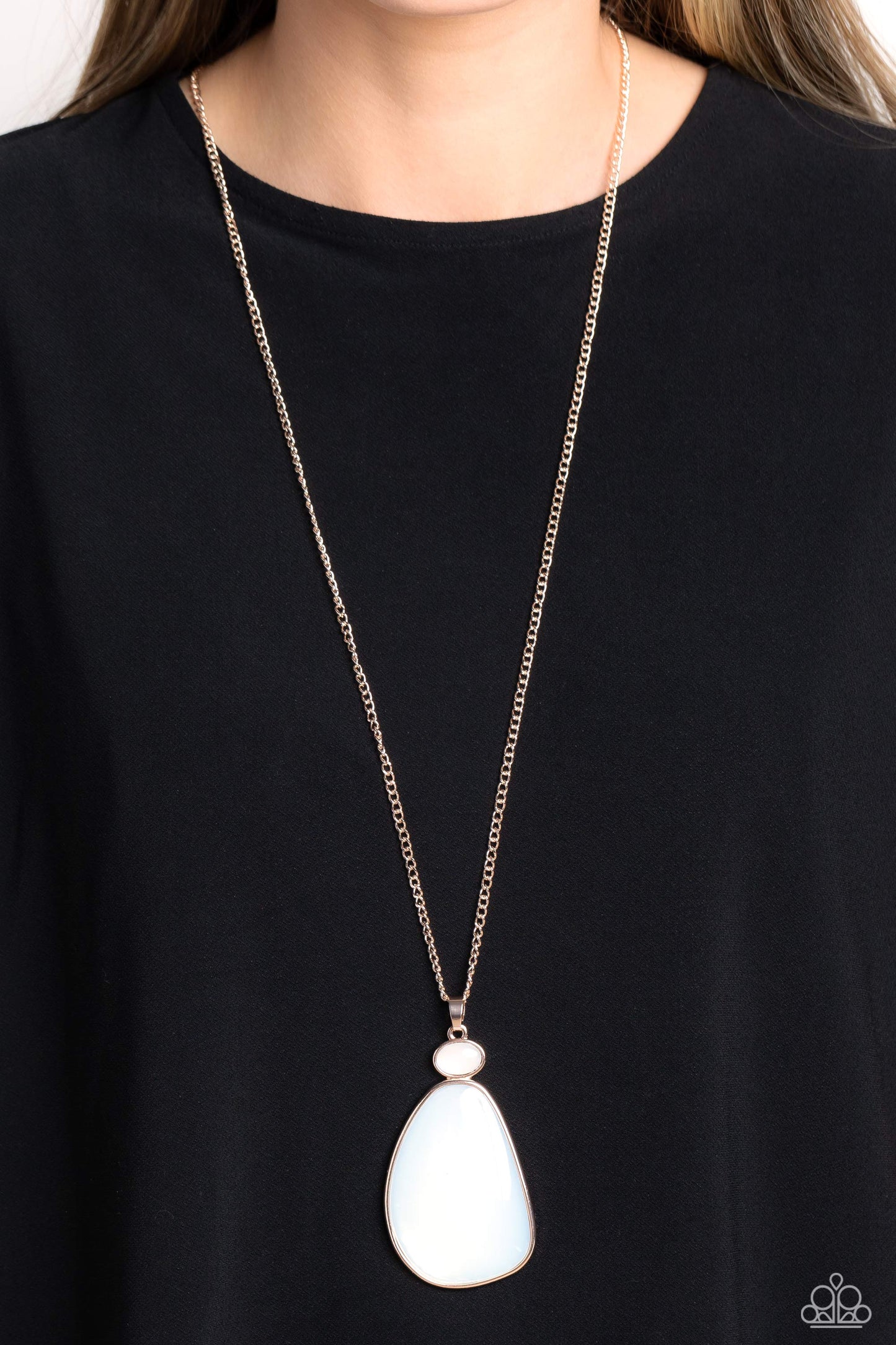 Paparazzi Accessories: Geometric Glow - Rose Gold Necklace