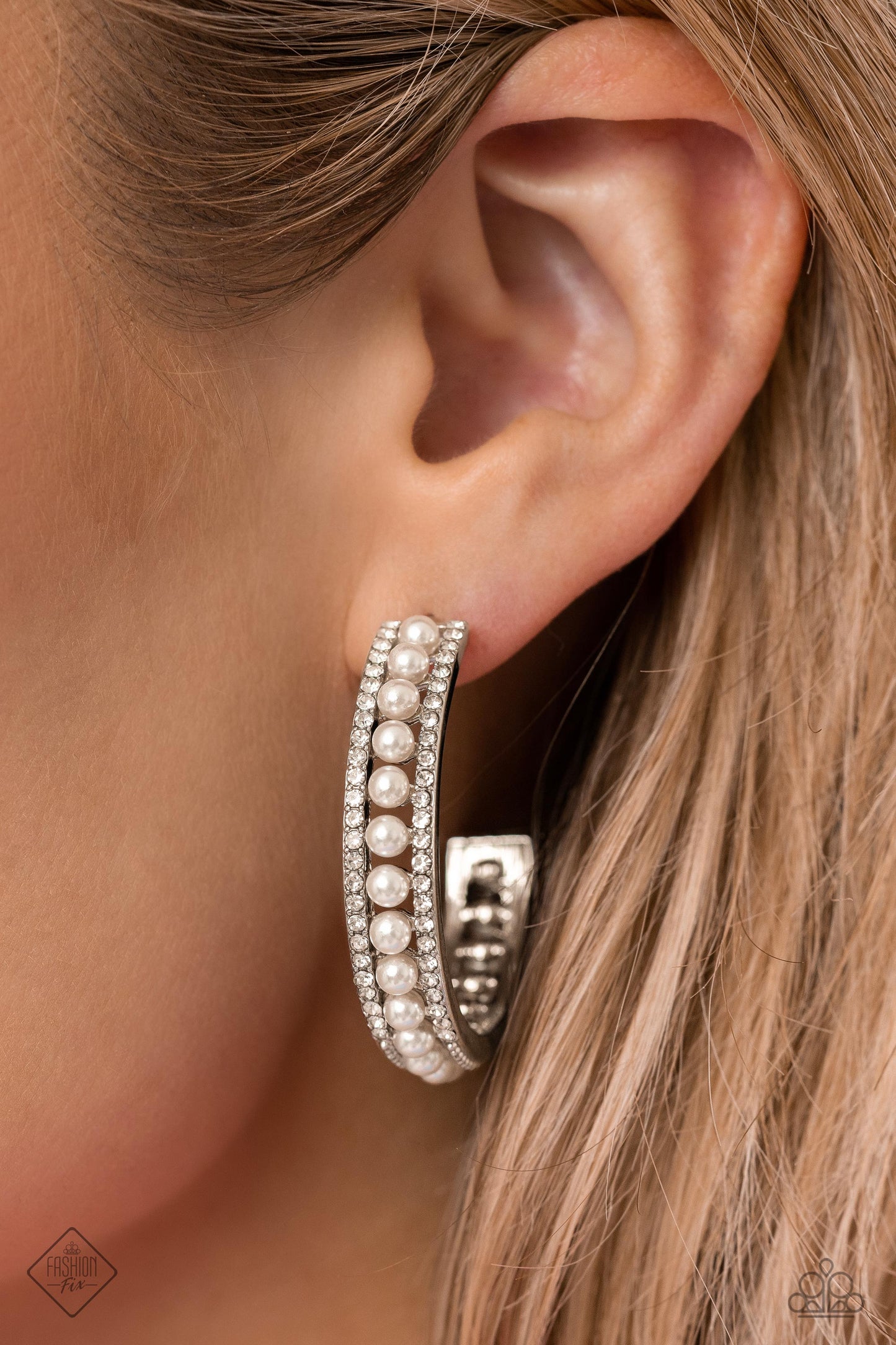 Paparazzi Accessories: Pearl Happy - White Earrings