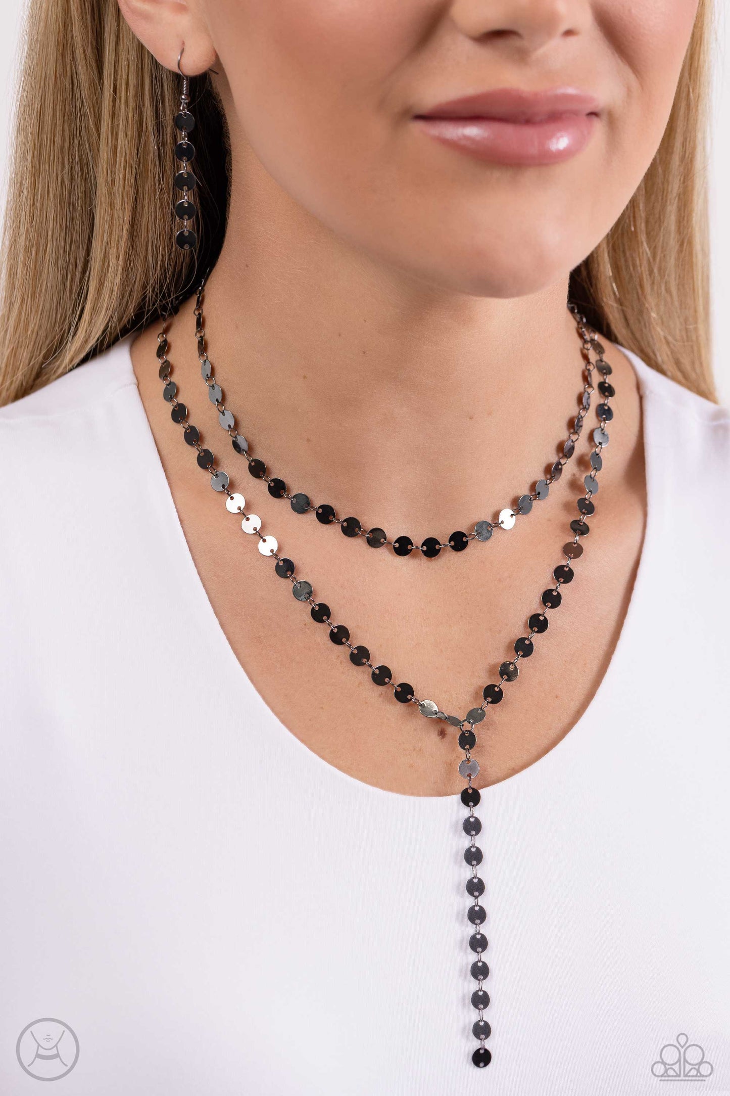 Paparazzi Accessories: Reeling in Radiance - Black Necklace