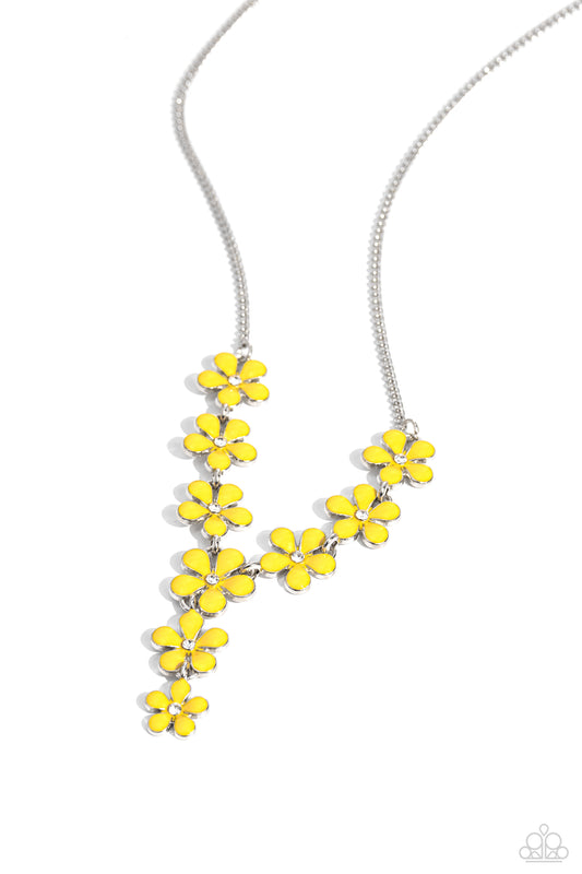 Paparazzi Accessories: Flowering Feature - Yellow Necklace