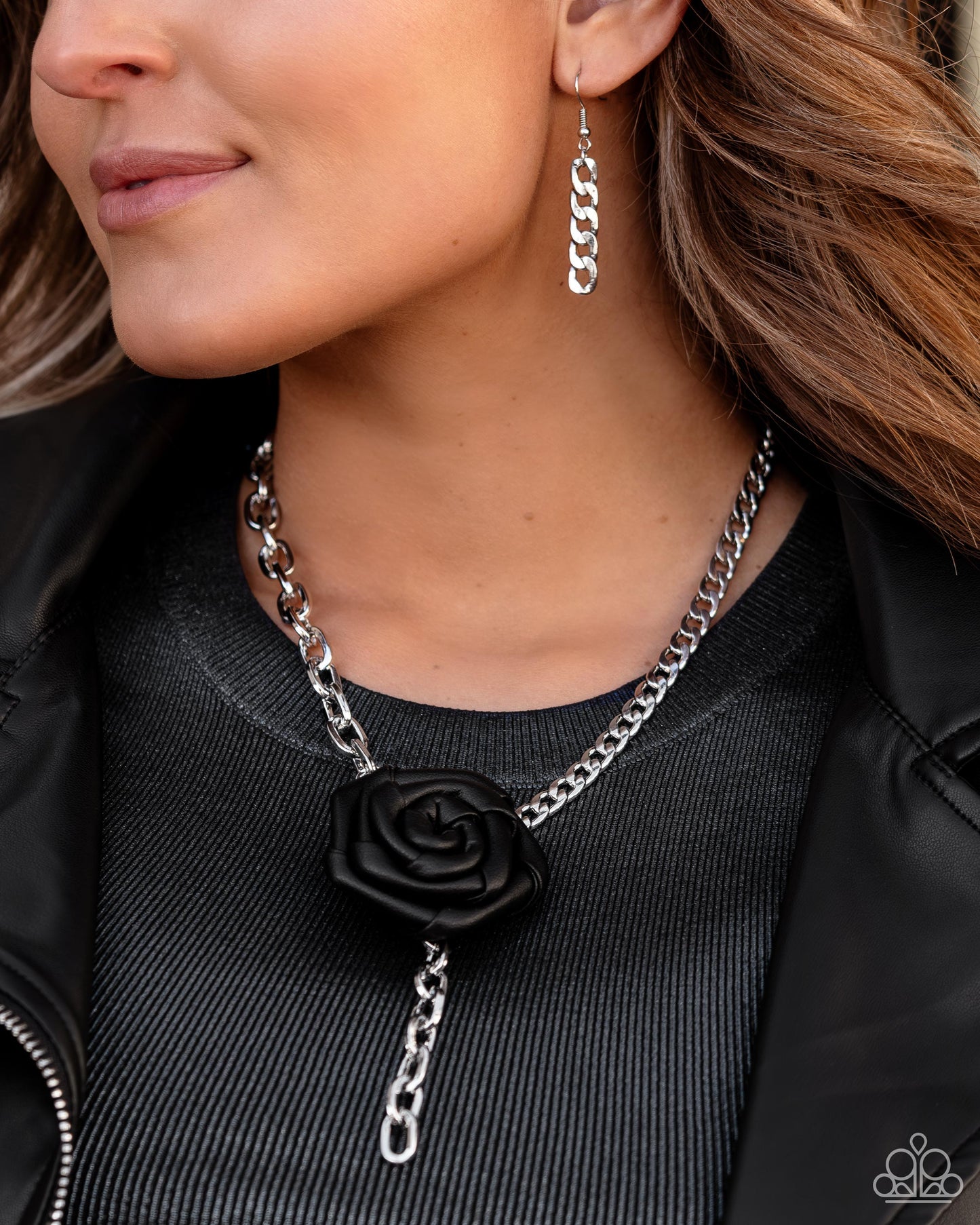 Paparazzi Accessories: ROSE and Cons - Black Necklace