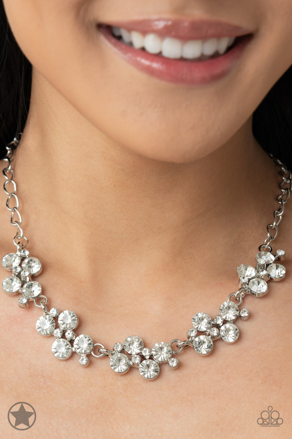 Paparazzi Accessories: Hollywood Hills Necklace